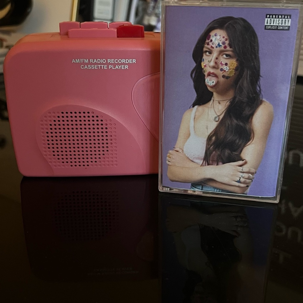 Pink AM/FM Radio Recorder Cassette Player